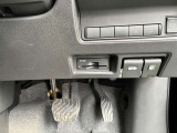 今や欠かせない装備となったETC2,0車載器!ビルドインタイプなので、運転の邪魔にもなりません♪
