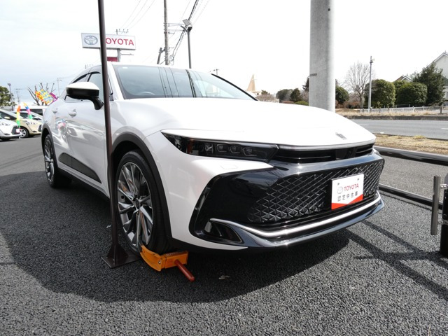 クラウンクロスオーバー 2.5 G レザー パッケージ E-Four 4WD 