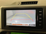 バックガイドモニターで、後方を確認しながら安心して駐車することができます。運転初心者も熟練者も必須の機能ですよ!