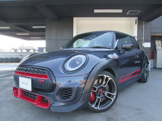 ミニ ジョン・クーパー・ワークス GP 