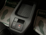 電動パーキングブレーキです!ホールド機能も付いていますよ♪