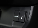 HDMIオーディオに対応しております!映像出力が可能な機器を接続することで、ナビ画面に機器の映像を映し出すことができます!USBオーディオ用ソケットも装備されています!