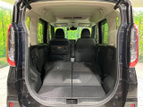 普段のお買い物や通勤、送迎等に十分な荷室スペースを確保しております。セカンドシートを倒すと、大きな荷物の積載も可能です♪
