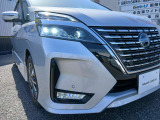 LEDヘッドライト・フォグランプ付☆安全性の高い明るさです☆