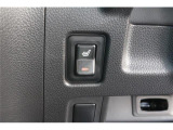 運転席シートヒーター付です。