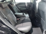 フル乗車でもしっかり荷物を収納出来るラゲッジスペースです。普段の買い物でしたらしっかり積める十分な荷室スペースを確保しています。