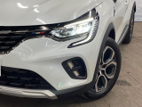 ●LEDヘッドライト:高寿命LEDヘッドライトで、安全運転を支える良好な視界を。