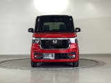 LEDヘッドライトを装備しています。LEDヘッドライトはとても明るく、雨の日や夜間走行も安全・安心です。オートライトコントロール付きで周囲の明るさに応じて自動で点灯・消灯します