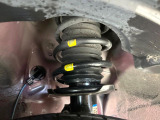 お車を安心してお乗りいただく為には、足回りの定期点検が欠かせません。サービスサポート(有償保証)では無料点検もご提供しており、安心のカーライフをお過ごしいただけるサポート体制が整っています。
