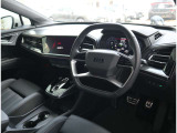 Q4 e-tron 40 Sライン 