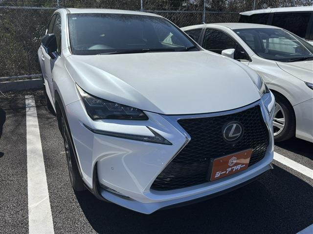 NX 200t Fスポーツ 禁煙車 黒革シート サンルーフ 純正ナビ