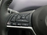 便利なステアリングスイッチ装備です。