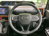 ステアリングも使用感が少なく、きれいな状態となっております♪