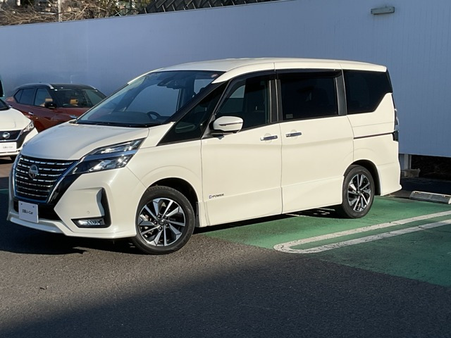 セレナ 1.2 e-POWER ハイウェイスターV 