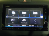 センターパネルにスッキリと収まった純正オーディオです!お気に入りの音楽・ラジオを聴きながら楽しいドライブをお楽しみくださいね♪