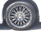 17インチアルミホイール!!格好良くてホイールがあなたの愛車をいっそう輝かせます☆
