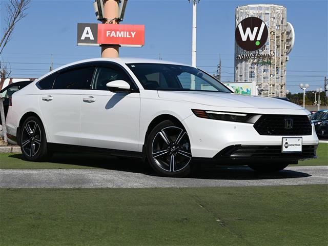 アコード2.0e:HEV 本革シート 修復歴無し