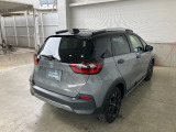 ホンダセンシング装着車となっております。衝突軽減ブレーキ、誤発進抑制機能、歩行者事故低減ステアリング、路外逸脱抑制機能、アダプティブクルーズコントロール、車線維持支援システム他、安全運転を幅広く支援。