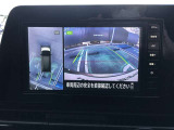 アラウンドビューモニターでバックオーライ♪ナビ画面とバックミラーのどちらにも投影します。