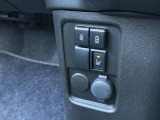 【シートヒーター】寒い日に重宝するシートヒーターも装備◎【USB電源ソケット】Type-AとType-Cが使えます♪携帯電話の充電などにとっても便利♪