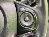 【クルーズコントロール】高速道路もラクラク走行。アクセルを離しても一定速度で走行ができ、長距離運転時の負担を軽減!加速・減速も簡単なスイッチ操作で調整できます。