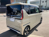 右側斜め後方からの画像です