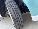 タイヤ溝まだまだあります