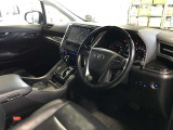 運転席に座ると、前方が見やすくて運転し易そうな印象です♪