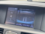 【アラウンドビューモニター】専用のカメラにより、上から見下ろしたような視点で360度クルマの周囲を確認することができます☆死角部分も確認しやすく、狭い場所での切り返しや駐車もスムーズに行えます。