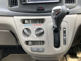 CVTを搭載していますので滑らかな走りと燃費も期待出来ます!