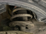お車を安心してお乗りいただく為には、足回りの定期点検が欠かせません。サービスサポート(有償保証)では無料点検もご提供しており、安心のカーライフをお過ごしいただけるサポート体制が整っています。