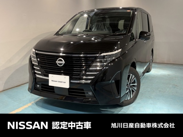 セレナ 1.4 e-4ORCE ハイウェイスターV 4WD 