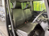運転席シート廻りは使用感も少なく、良好な状態となっています。丁寧に使われていたことがよくわかりますね。