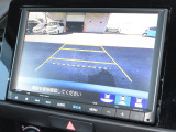 バックをするとき自動でリアの様子が映る『リアカメラ』付き!ナビ画面で確認しながらバックができますから安心ですね。でも、目視も大切ですよ!安全第一でお願いします!