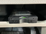 いまや快適なカーライフに欠かせないETCが付いています。