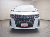ワイド&ローのスタイルで走行安定性もばっちりです。運転しやすくロングドライブも安心です。