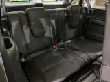 3列目シートはもちろん状態良好☆大人でもゆったりと座って頂けますので、大人数でのお出かけもラクラクです♪ご家族で、気の知れた仲間で、ドライブに行くのが楽しみですね♪