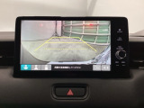 バックモニター付きで、車庫入れやバック時の後方確認をサポート。