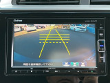 バックカメラ装着済!死角になりやすい後方もとても見やすいです☆車庫入れに自信がない方や縦列駐車が苦手な方にも、オススメ装備です!安心度もアップ!