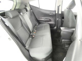 【居住性】リヤシートのスペースは、しっかり確保してます♪もちろん室内クリーニング済みです☆