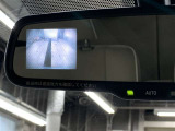 バックモニターで、後方確認しながら安心して駐車することができます。車庫入れが苦手な方にも安心です。※カメラが映し出す範囲は限られています。必ず車両周辺の安全を直接確認してください