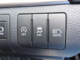 「オートマチックハイビーム」付きです!先行車や対向車のライトを認識し、ハイビームとロービームを自動で切り替える機能です!