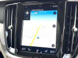 【9インチタッチスクリーン純正HDDナビ】「Apple Car Play」「Android Auto」対応のボルボ先進ナビゲーション「SENSUS」。最新地図データへ無料更新してお渡しします。