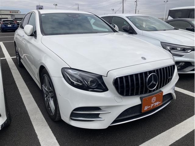 EクラスE200 アバンギャルド スポーツ禁煙車 純正12.3型ナビ フルセグTV