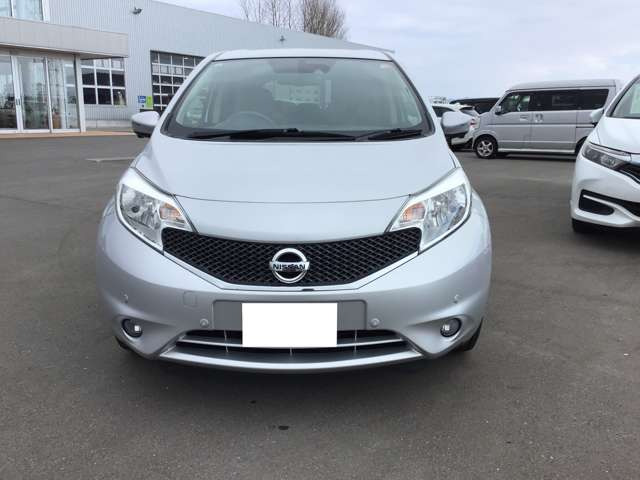 日産 ノート 1.2 X FOUR Vセレクション プラスセーフティ 4WD の中古車