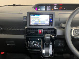 ナビ、オートエアコン付