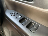 ☆クルマ買ったらエンジンオイル無料のテクノオートリアルです。納車時より走行距離4000キロ又は6ヶ月に一回のペースでご来店していただければ、エンジンオイル交換が無料です!工賃・オイル代金が0円!