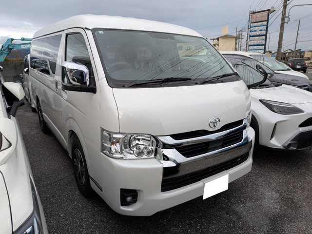 トヨタ ハイエース 