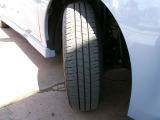 サマータイヤ・納車前に点検、空気圧の調整をします。