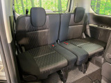 3列目シートはもちろん状態良好☆大人でもゆったりと座って頂けますので、大人数でのお出かけもラクラクです♪ご家族で、気の知れた仲間で、ドライブに行くのが楽しみですね♪